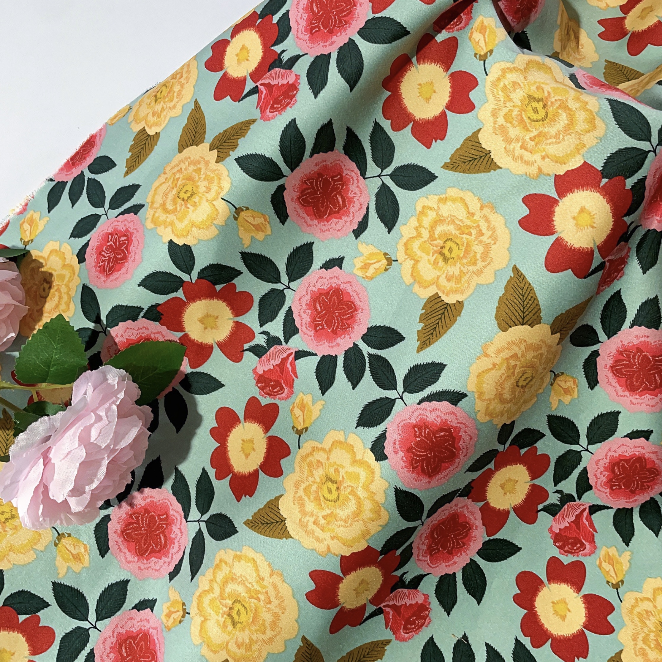 Vintage Sewing Textile - Vintage Floral Printed Satin 100% Cotton