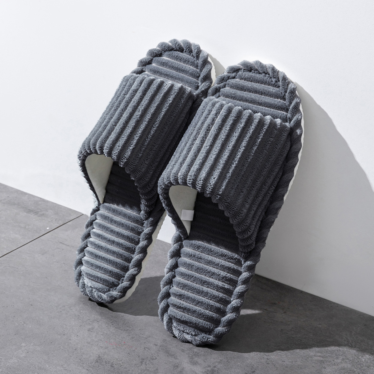 Open-Toe Breathable House Slip - Sewing Cotton 리뷰 및 가격